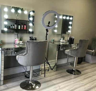 makeup studio